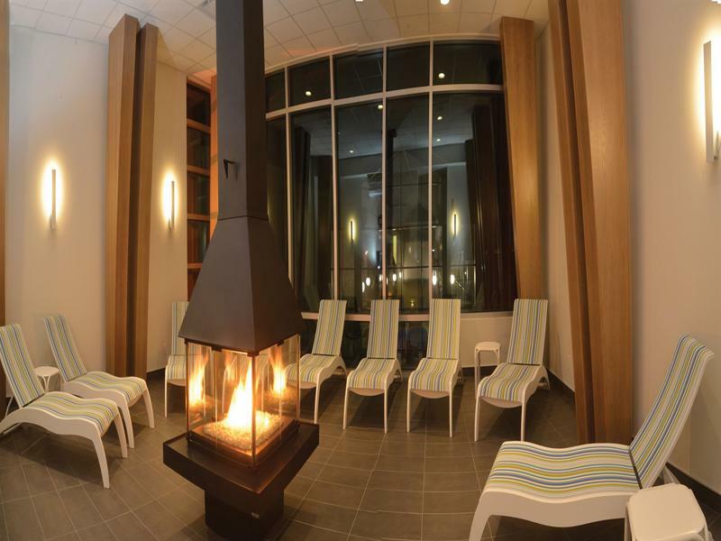 Hotel Universel, Centre De Congres Рив'єр-дю-Лу Екстер'єр фото
